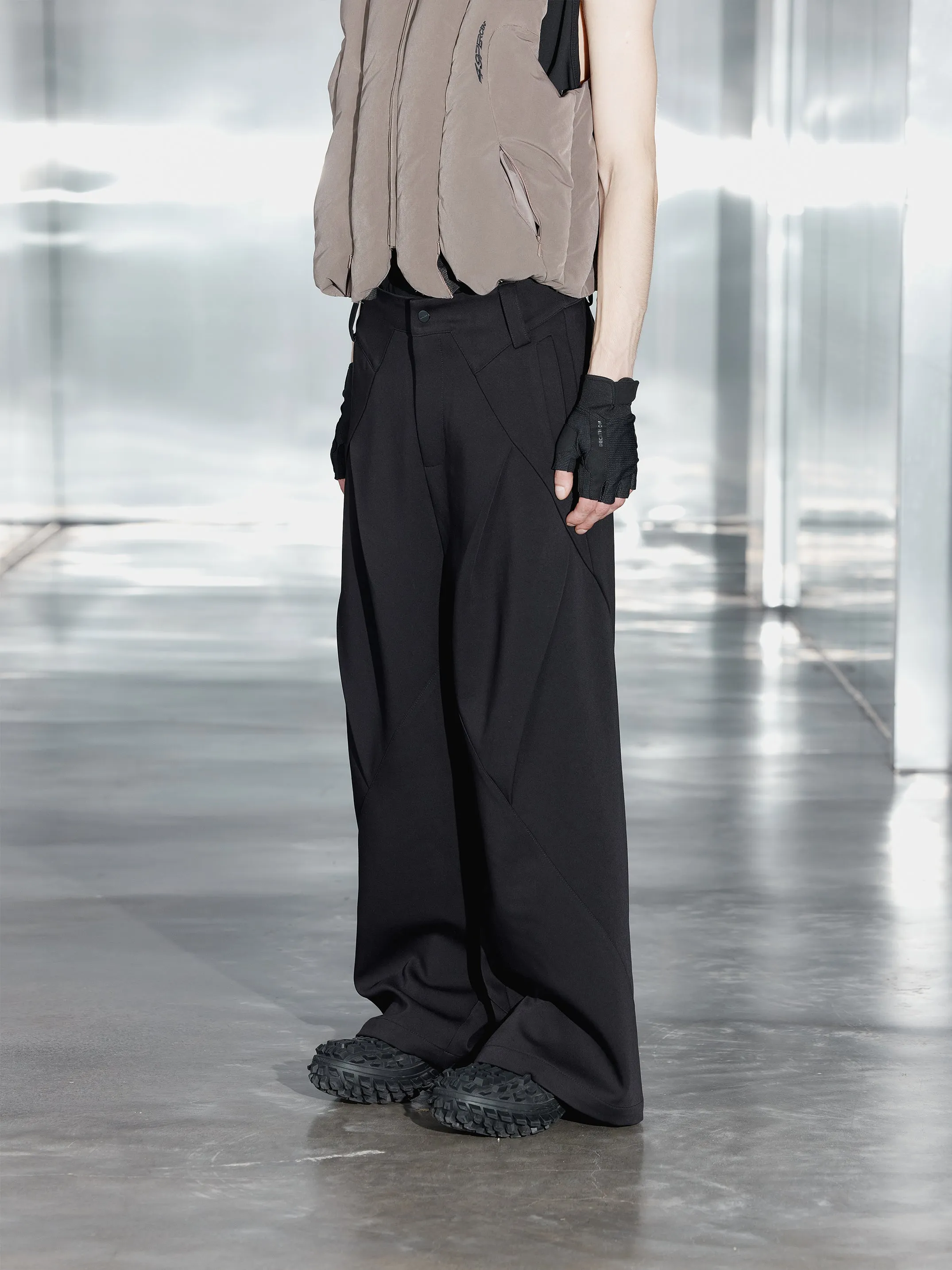 Multi-pleated design wide casual pants